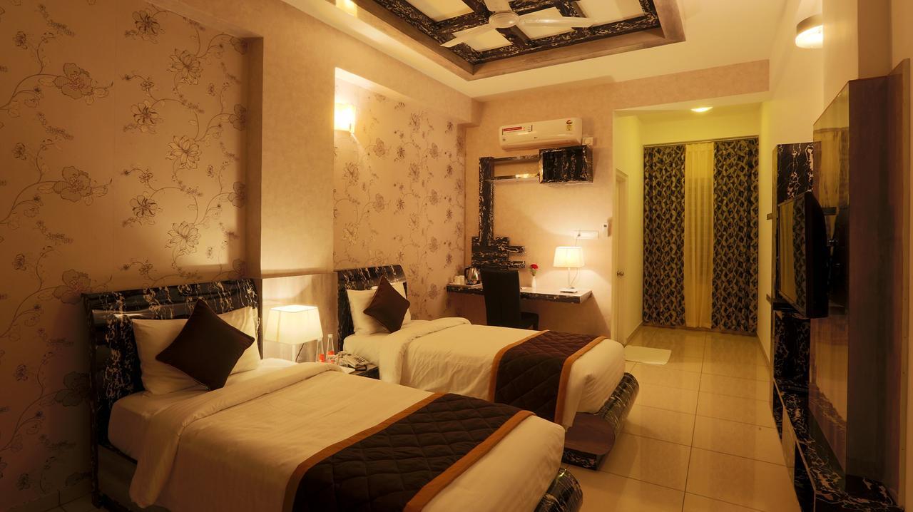 Hotel Highsky Whitefield Bangalore Exterior foto